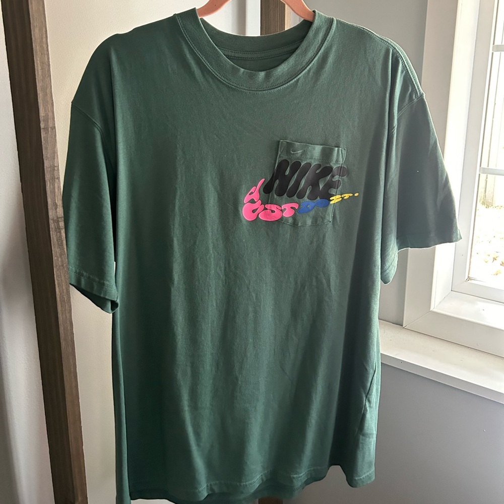 Nike graphic tee